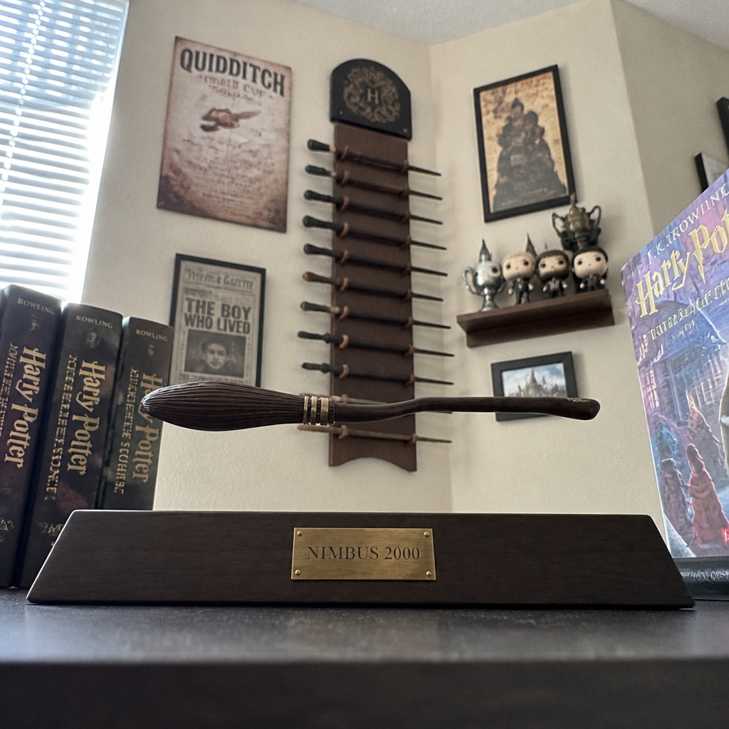 LeviNimbus™ Floating Broom Pen
